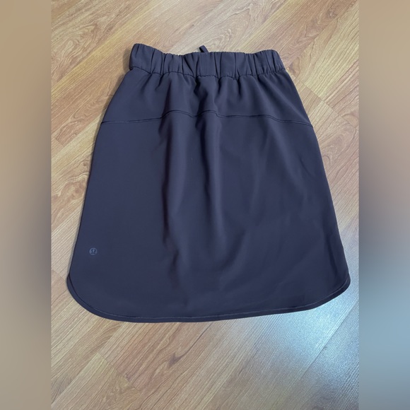 LULULEMON On The Fly Skirt (Luxtreme) - Picture 2 of 5